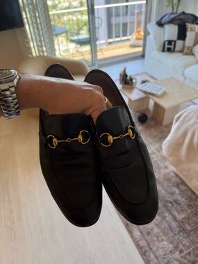 Gucci Black Leather Loafers with Gold Horsebit
